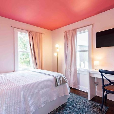 Blush And Bashful Germantown Two Bedroom Apartment Λούισβιλ Εξωτερικό φωτογραφία